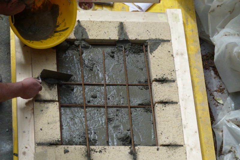 Der Kaminkopf wird neu gemauert