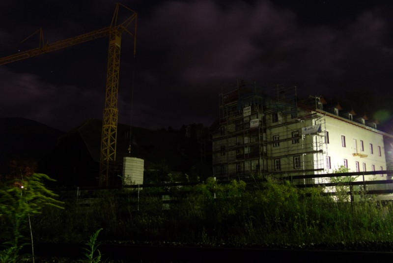 Nicht mehr lange, dann ist auch das Gerüst am Haus Geschichte