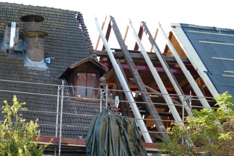 Immer das gleiche Muster. 4 Meter werden frei gemacht und dann geschalt