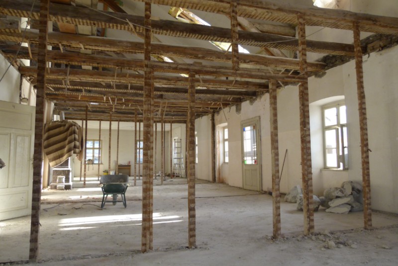 Das 3. Obergeschoss ist fast freigelegt