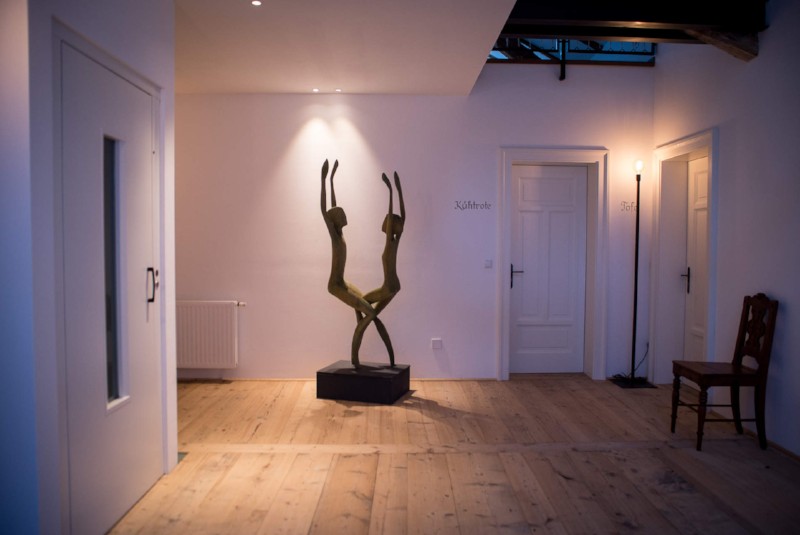 Die Tanzenden in der Diele – ich finde es wunderschön passend - Lothar Dellago